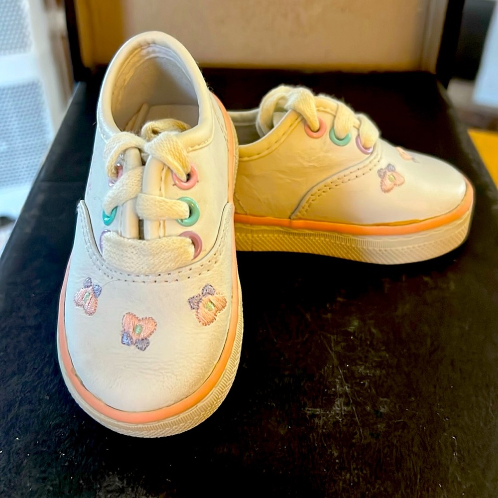 Gerber Toddler Girl 3W Walkers Sneakers Baby Very Good Condition Leather Upper